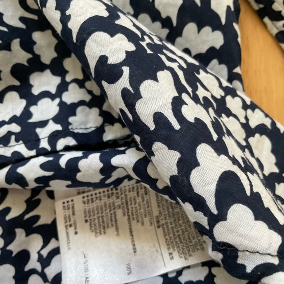 Banana Republic Soft Wash Long Sleeve Shirt, Blue/White, Size X-Small - Picture 4 of 6